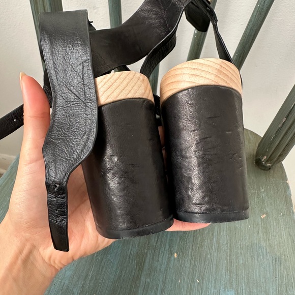 SOLD - Picture 7 of 9